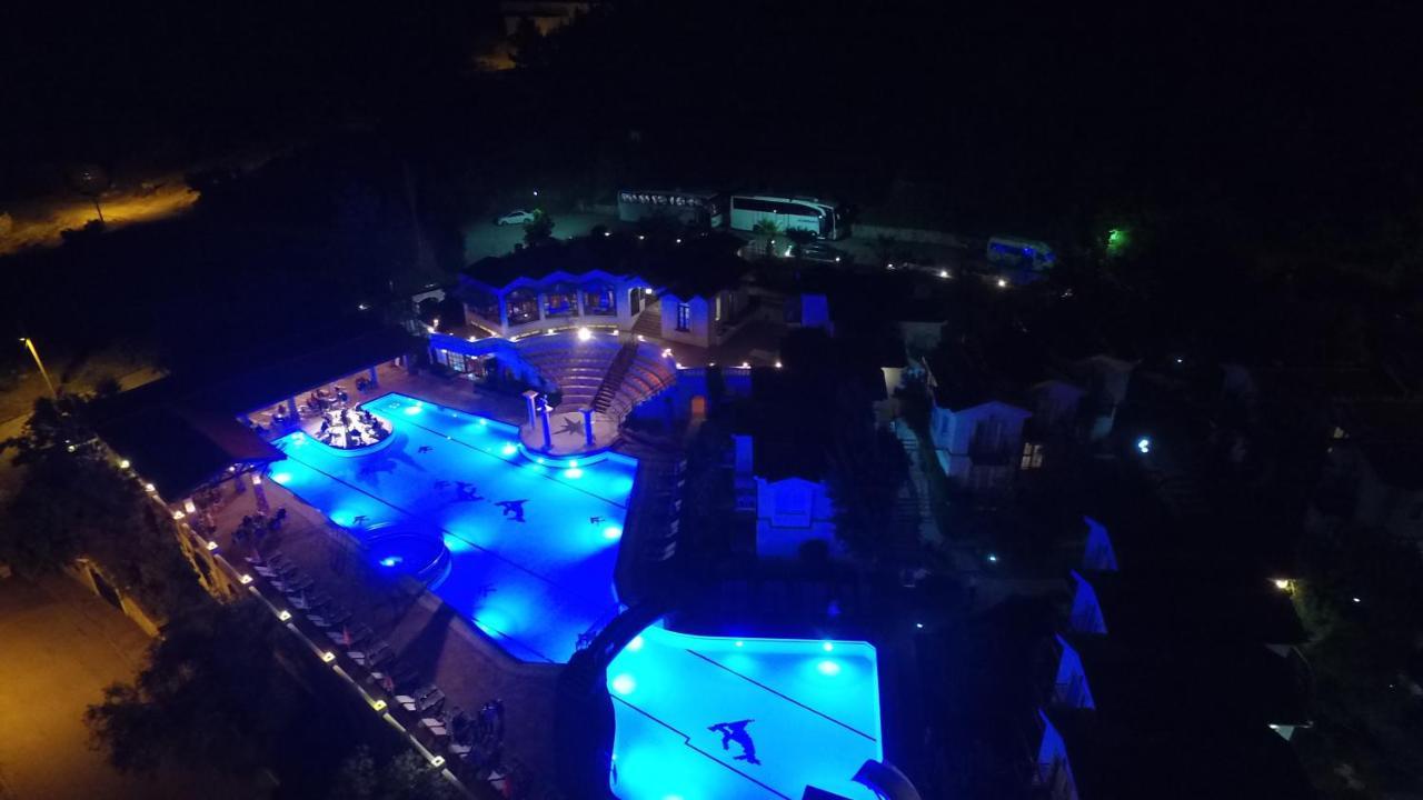 Artemisia Royal Park Club Hotel 올루데니스 외부 사진