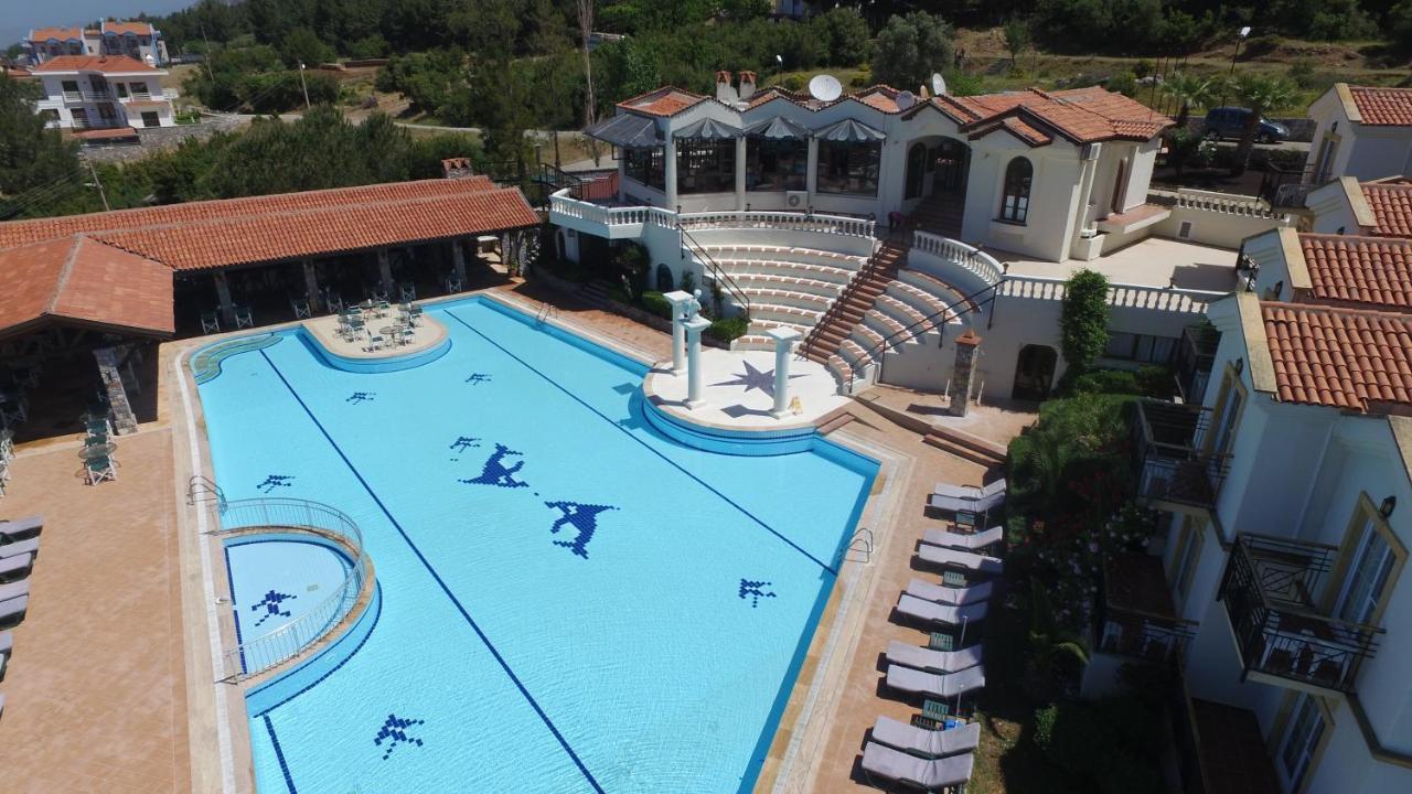 Artemisia Royal Park Club Hotel 올루데니스 외부 사진