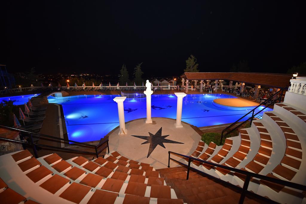 Artemisia Royal Park Club Hotel 올루데니스 외부 사진
